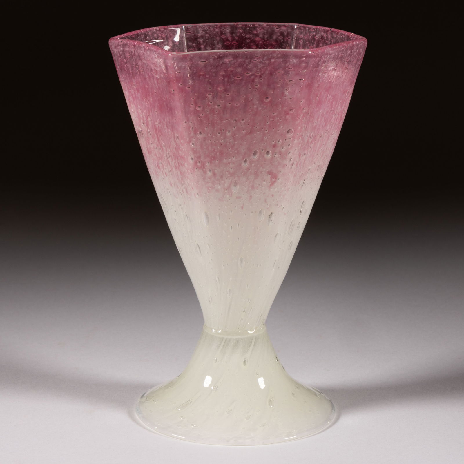 STEUBEN ATTRIBUTED CLUTHRA ART GLASS GOBLET / TUMBLER (1 of 1)