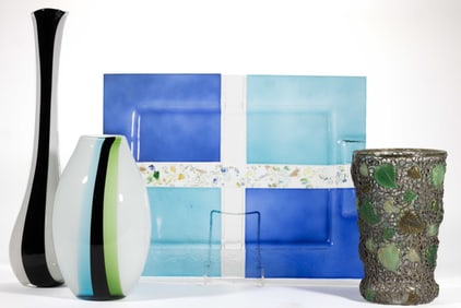 MID-CENTURY MODERN GLASS ARTICLES, LOF OF FOUR