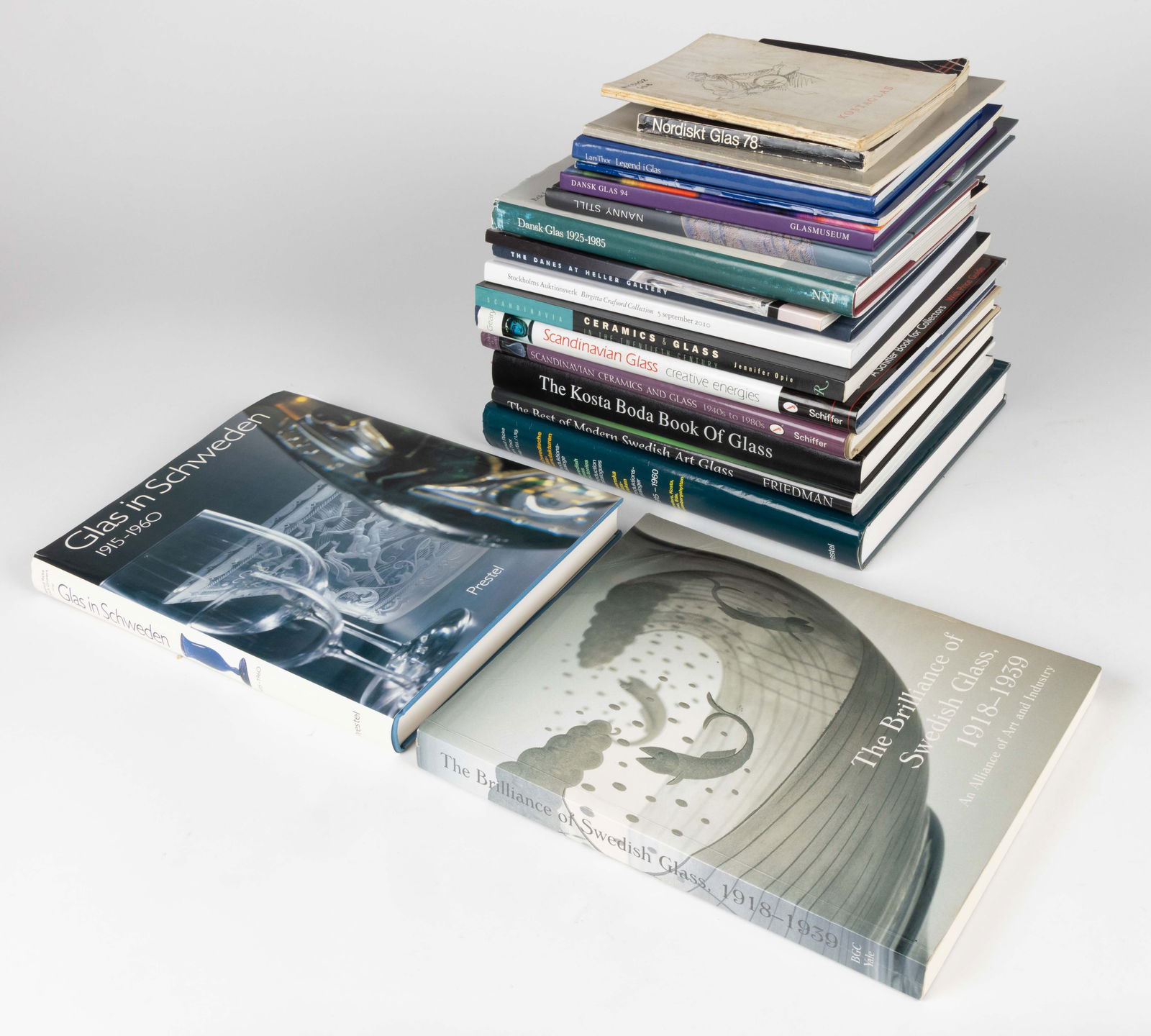 SCANDINAVIAN CONTEMPORARY / STUDIO ART GLASS REFERENCE VOLUMES, LOT OF 20 (1 of 1)