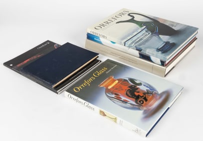 SWEDISH ORREFORS CONTEMPORARY ART GLASS REFERENCE VOLUMES, LOT OF SEVEN