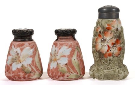 WAVE CREST KELVA ART GLASS SALT AND PEPPER SHAKERS, LOT OF THREE