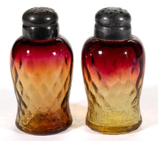 MT. WASHINGTON ATTRIBUTED WINCHESTER PATTERN ROSE AMBER (OMN) / AMBERINA PAIR OF SALT AND PEPPER