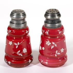 VICTORIAN DOUBLE CREASED CASED GLASS PAIR OF SALT AND PEPPER SHAKERS