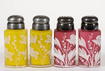 PHOENIX ATTRIBUTED PSEUDO-CAMEO DECORATED GLASS SALT AND PEPPER SHAKERS, LOT OF FOUR