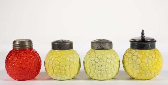 FOSTORIA SHADE & LAMP CO. PERIWINKLE / DAISY (OMN) GLASS CONDIMENT ARTICLES, LOT OF FOUR