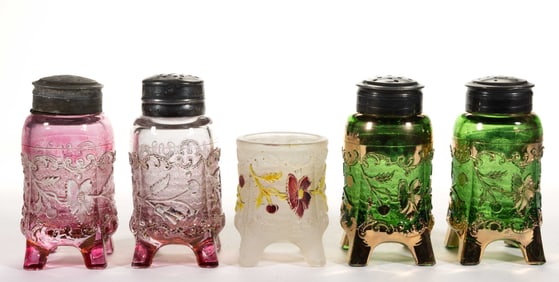 BOHEMIAN / FLORADORA TABLE ARTICLES, LOT OF FIVE