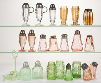 ASSORTED DEPRESSION ERA SALT AND PEPPER SHAKERS AND RELATED, LOT OF 21