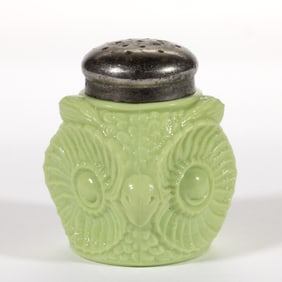 FIGURAL OWL OPAQUE GLASS SALT SHAKER