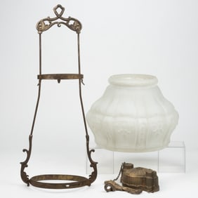 ALADDIN MODEL NO. 7 / 8 CAST-IRON KEROSENE HANGING LAMP