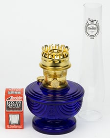 ALADDIN MODEL NO. C500-4 KNIGHTS LIMITED KEROSENE SHELF LAMP