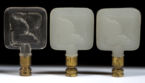 ALADDIN ISIS ELECTRIC LAMP FINIALS, LOT OF THREE