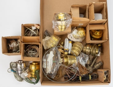 ASSORTED ALADDIN AND OTHER ELECTRICAL LIGHTING COMPONENTS, UNCOUNTED LOT