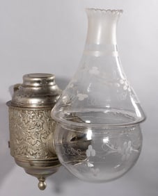 ANGLE LAMP CO. NO. 104 GRAPE SINGLE-ARM KEROSENE WALL-MOUNT LAMP