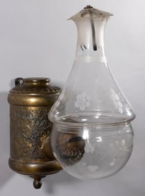 ANGLE LAMP CO. NO. 184 GRAPE SINGLE-ARM KEROSENE WALL-MOUNT LAMP