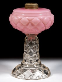 QUILT / FLORETTE KEROSENE STAND LAMP