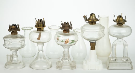 ASSORTED PATTERNED KEROSENE STAND LAMPS, LOT OF FIVE