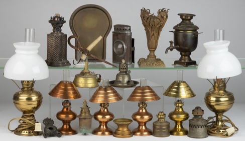 ASSORTED PATTERNED METAL MINIATURE AND JUNIOR LAMPS AND RELATED, UNCOUNTED LOT