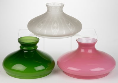 ASSORTED VINTAGE KEROSENE LIGHTING LAMP SHADES, LOT OF THREE