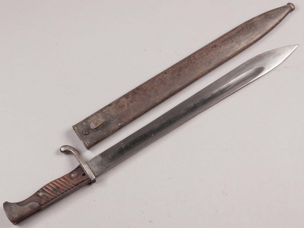 WEYERSBERG GERMAN BAYONET: WEYERSBERG GERMAN BAYONET, with original scabbard numbered to match. First half 20th century. 20 1/2" LOA. Provenance: From the collection of the late Betty Jane Renn, Sunbury, PA.