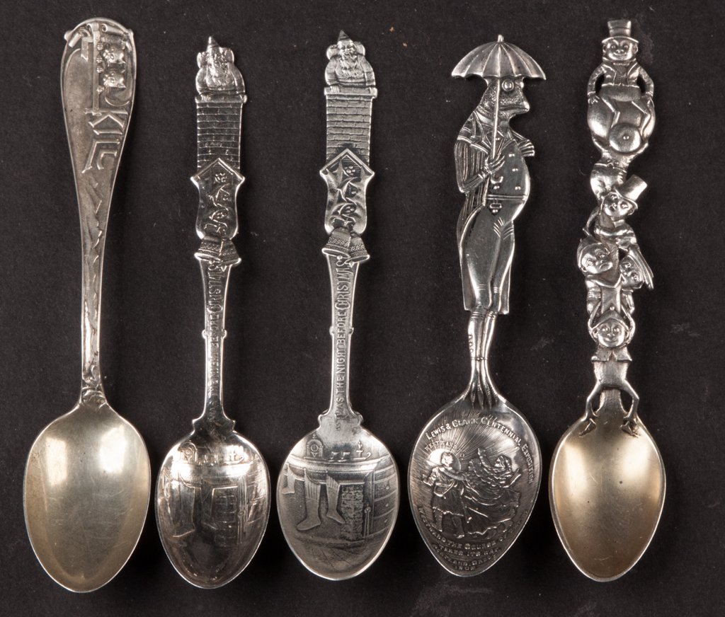 AMERICAN STERLING SILVER WHIMSICAL SPOONS, LOT OF FIVE: AMERICAN STERLING SILVER WHIMSICAL SPOONS, LOT OF FIVE, including two "Twas the Night Before Christmas", one Palmer Cox's Brownies, and a Lewis & Clark Exposition with frog and umbrella handle. Weight