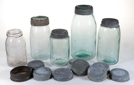 ASSORTED MASON'S PATENT FRUIT JARS AND RELATED ARTICLES, LOT OF 14