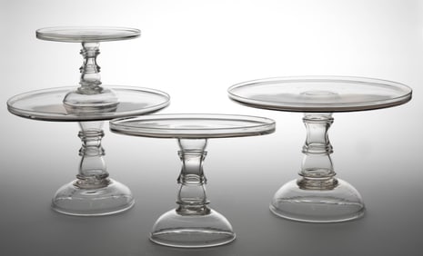 FREE-BLOWN GLASS SALVERS / CAKE STANDS, LOT OF FOUR GRADUATED SIZES