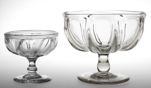 PILLAR-MOLDED PUNCH BOWL AND OPEN COMPOTE, LOT OF TWO