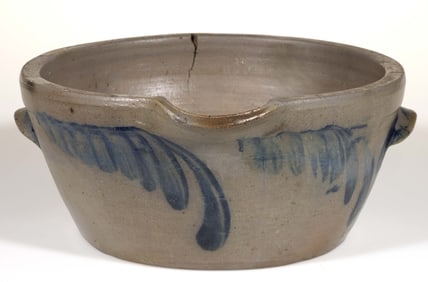 PARR FAMILY ATTRIBUTED, RICHMOND, VIRGINIA DECORATED STONEWARE MILK PAN