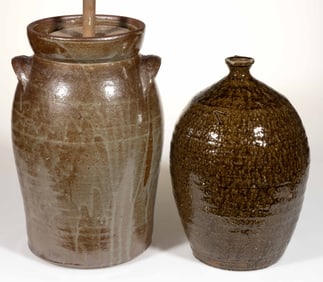 NORTH CAROLINA STONEWARE ARTICLES, LOT OF TWO
