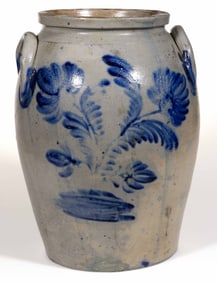 BALTIMORE, MARYLAND DECORATED STONEWARE JAR