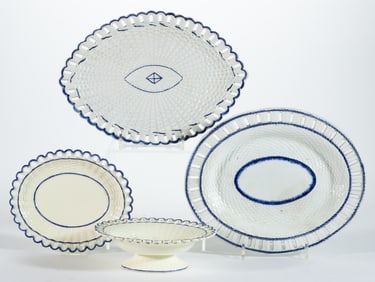 BRITISH BLUE HAND-PAINTED RETICULATED CERAMIC ARTICLES, LOT OF FOUR