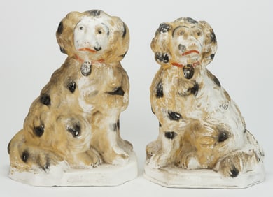 AMERICAN CHALKWARE SPANIEL FIGURES, NEAR PAIR