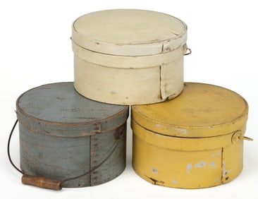AMERICAN COUNTRY PAINTED BENTWOOD PANTRY BOXES, LOT OF THREE