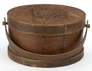 AMERICAN / CANADIAN CHIP-CARVED BENTWOOD PANTRY BOX