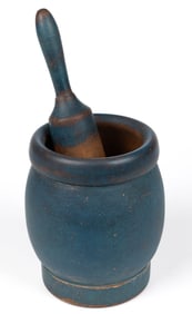 NEW ENGLAND TURNED AND PAINTED TREEN MORTAR AND PESTLE