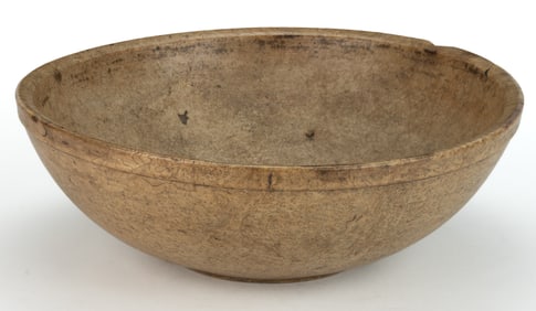 AMERICAN TURNED BURL TREEN BOWL