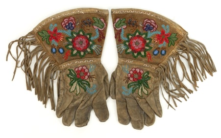 NATIVE AMERICAN / CANADIAN BEADED HIDE GAUNTLET GLOVES, PAIR