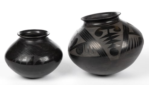 SIGNED NATIVE AMERICAN BLACKWARE POTTERY JARS / OLLAS, LOT OF TWO