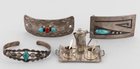 NATIVE AMERICAN NAVAJO, AND POSSIBLY OTHER, STERLING AND SILVER JEWELRY AND ARTICLES, LOT OF 11