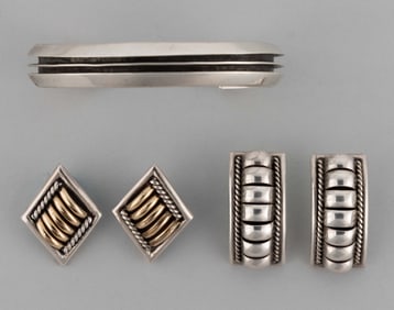 NATIVE AMERICAN NAVAJO STERLING SILVER JEWELRY, LOT OF FIVE PIECES