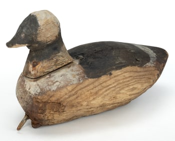 EARLY NORTH CAROLINA CARVED AND PAINTED BUFFLEHEAD DRAKE DECOY