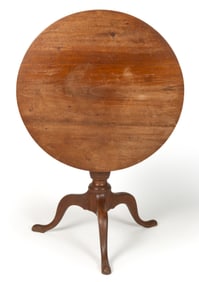 MID-ATLANTIC, POSSIBLY VIRGINIA, CHIPPENDALE WALNUT TILT-TOP TEA TABLE