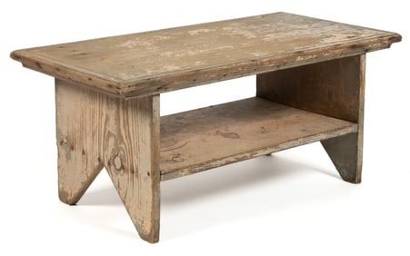 AMERICAN COUNTRY PAINTED PINE BENCH