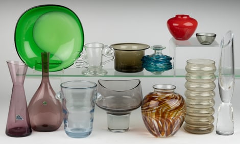 ASSORTED CONTEMPORARY / STUDIO ART GLASS BOWLS AND VASES, LOT OF 13