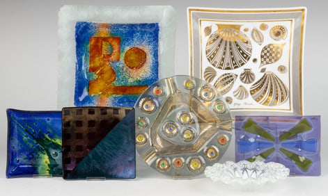 ASSORTED FUSED ART GLASS AND OTHER MID CENTURY MODERN GLASS BOWLS AND PLATES, LOT OF SEVEN