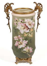 WAVE CREST "NAKARA" NO. 440 ENAMEL-DECORATED ART GLASS VASE