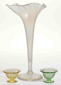 STEUBEN TRUMPET VASE AND TWO FOSTORIA NUT CUPS, LOT OF THREE
