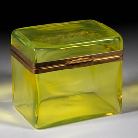 BOHEMIAN GLASS DRESSER BOX