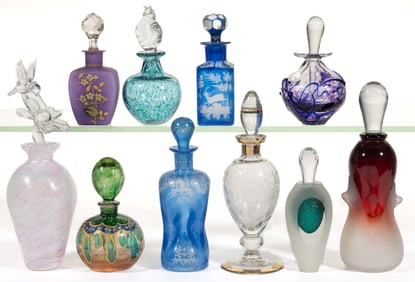 ASSORTED VINTAGE AND STUDIO GLASS PERFUME BOTTLES, LOT OF TEN