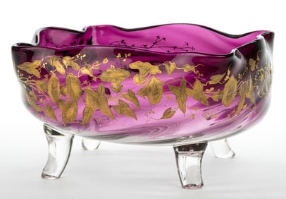 VICTORIAN GILT-DECORATED GLASS BOWL